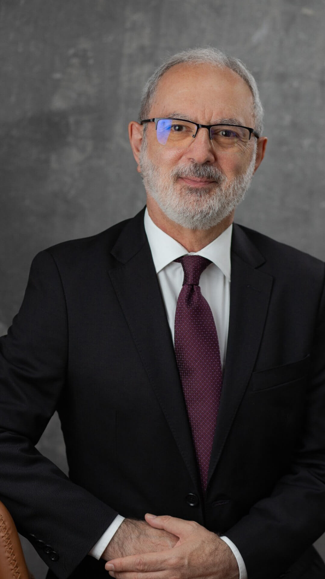 Dr. Miguel Hanna